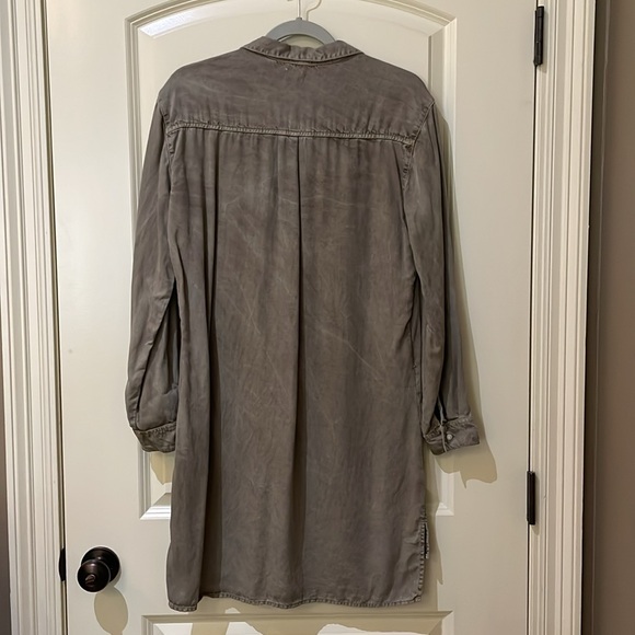 Dress - Picture 5 of 6